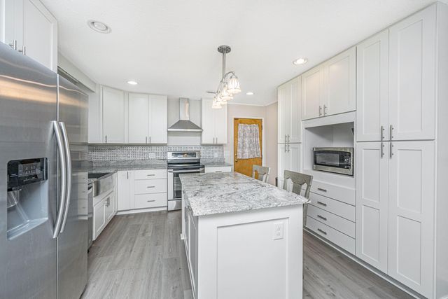 1259 Robin Road, Mount Pleasant, SC 29464