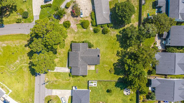 1259 Robin Road, Mount Pleasant, SC 29464