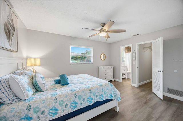 251 PLANTATION ROAD, Venice, FL 34293
