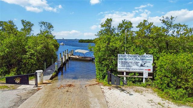 251 PLANTATION ROAD, Venice, FL 34293