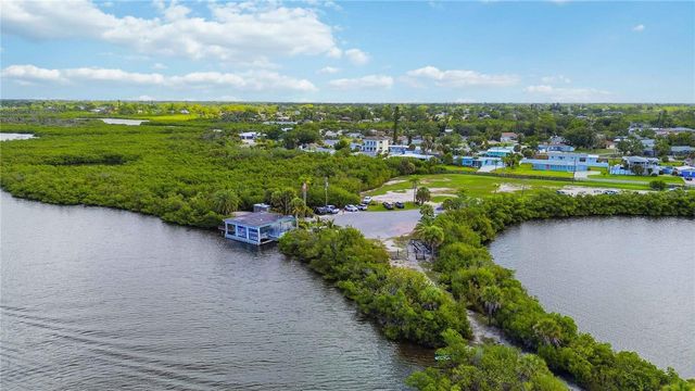 251 PLANTATION ROAD, Venice, FL 34293