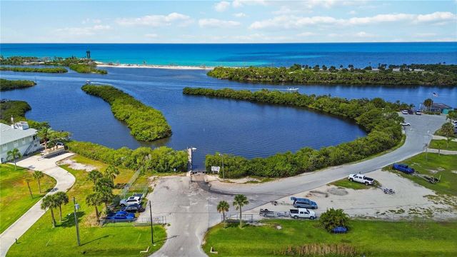 251 PLANTATION ROAD, Venice, FL 34293