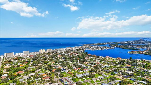251 PLANTATION ROAD, Venice, FL 34293