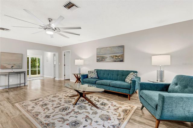 251 PLANTATION ROAD, Venice, FL 34293