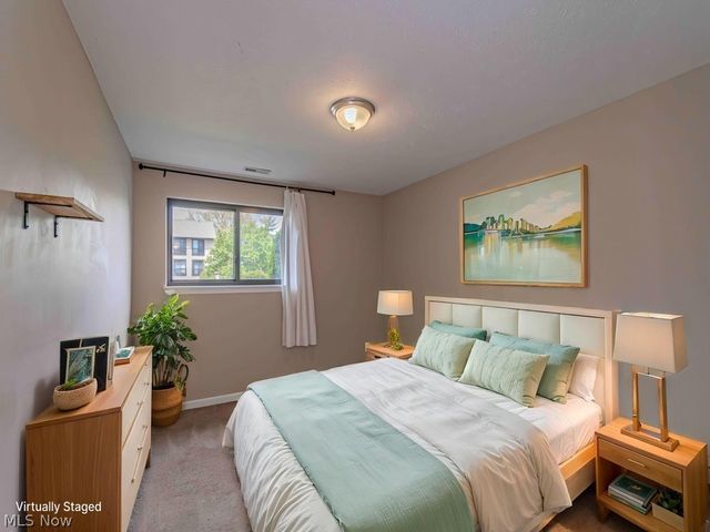 6300 Greenwood 402, Northfield, OH 44067