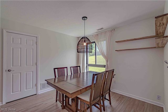6300 Greenwood 402, Northfield, OH 44067