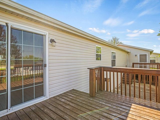 8438 HICKORY TREE Drive, Machesney Park, IL 61115