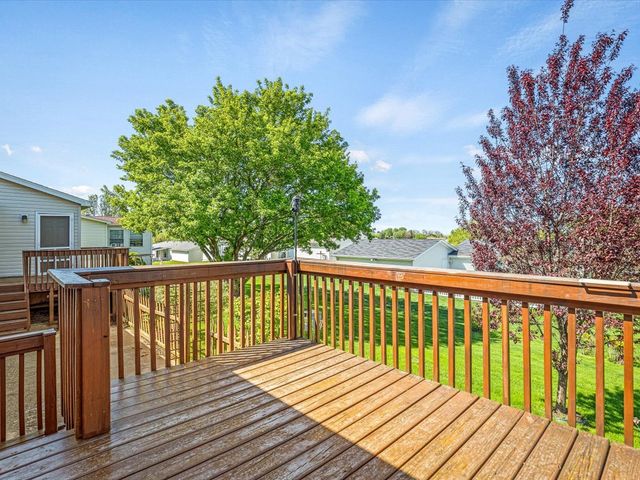 8438 HICKORY TREE Drive, Machesney Park, IL 61115