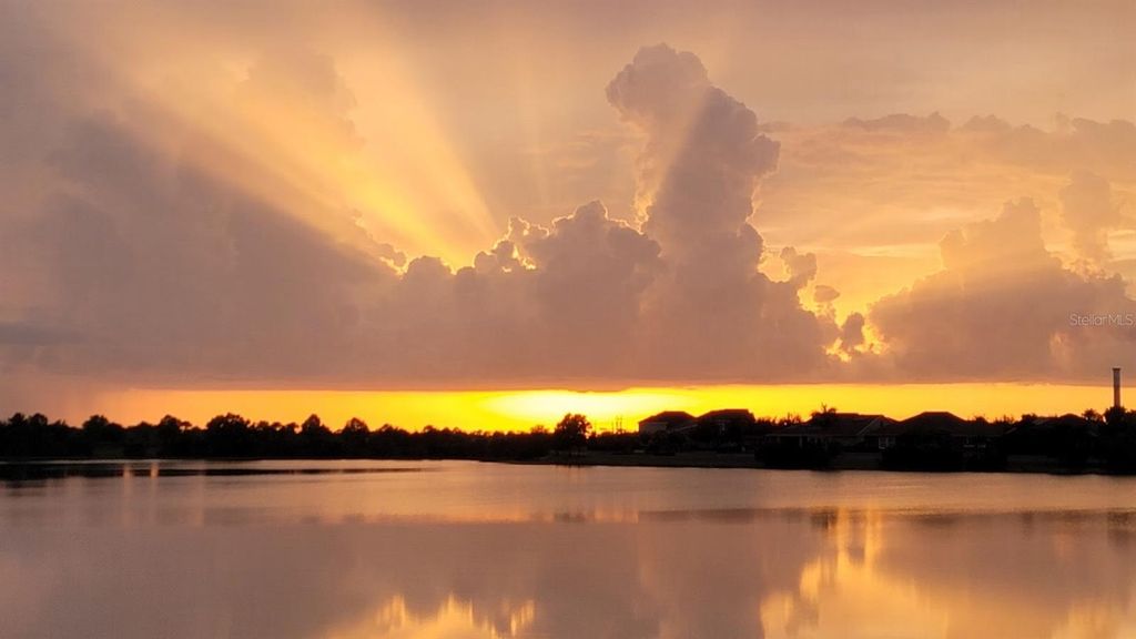 Image 13 of property listing at 6426 TIDELINE DRIVE, Apollo Beach, FL 33572