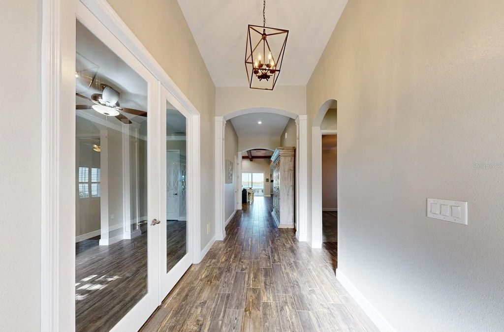 Image 22 of property listing at 6426 TIDELINE DRIVE, Apollo Beach, FL 33572