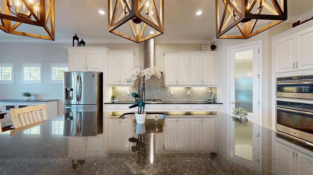 Image 41 of property listing at 6426 TIDELINE DRIVE, Apollo Beach, FL 33572