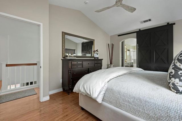 6898 Camino De Amigos, Carlsbad, CA 92009