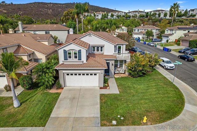 6898 Camino De Amigos, Carlsbad, CA 92009