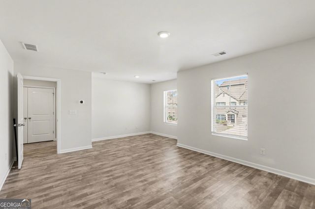 6506 Beaver Creek Trail, Atlanta, GA 30349