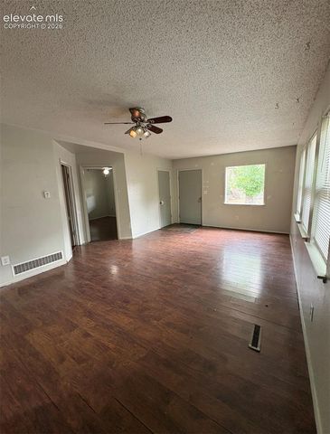 630 E St Vrain Street, Colorado Springs, CO 80903