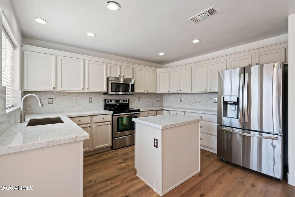 3843 E VAUGHN Avenue, Gilbert, AZ 85234 — photo 5