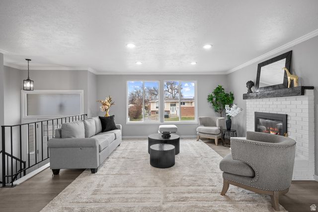 4929 S HUNTINGTON RD, Taylorsville, UT 84129