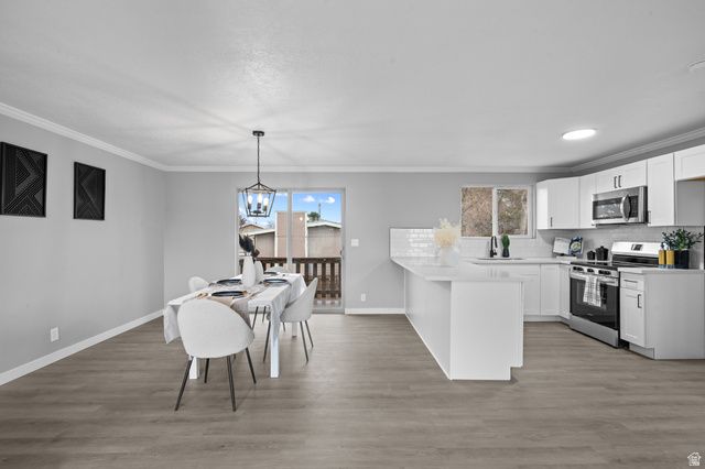 4929 S HUNTINGTON RD, Taylorsville, UT 84129