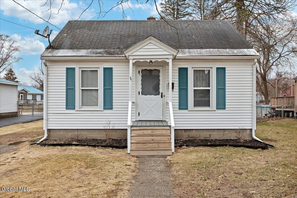 71 Coleman Avenue, Hudson Falls, NY 12839