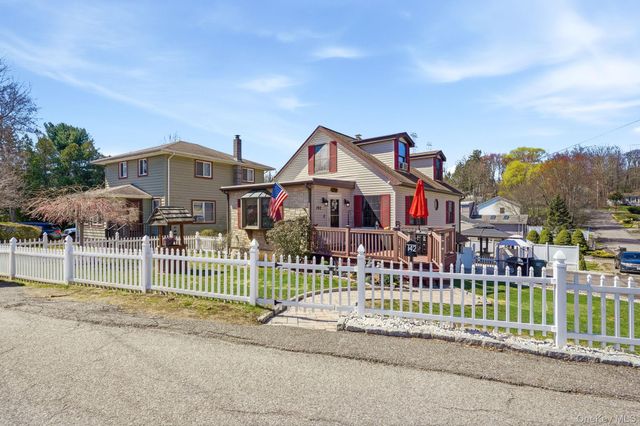 142 Orchard Road, Mahopac, NY 10541