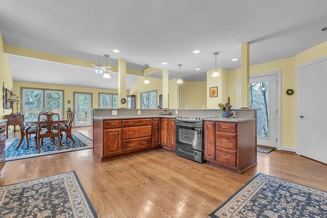 1650 Cathey Ridge Rd, Manchester, TN 37355