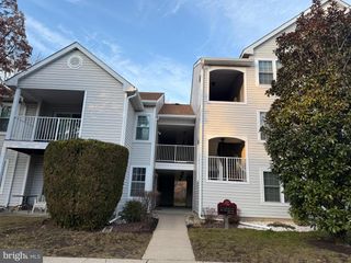 414 WALDEN CIR #414, Robbinsville, NJ 08691