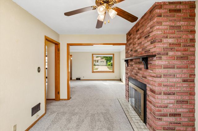 418 17th Avenue N, South Saint Paul, MN 55075