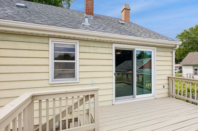 418 17th Avenue N, South Saint Paul, MN 55075