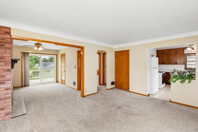 418 17th Avenue N, South Saint Paul, MN 55075