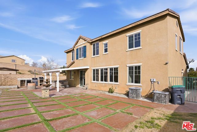 2134 Shellbark Court, Palmdale, CA 93551