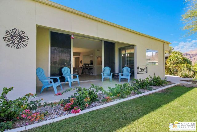 68 Lakeview Drive, Palm Springs, CA 92264