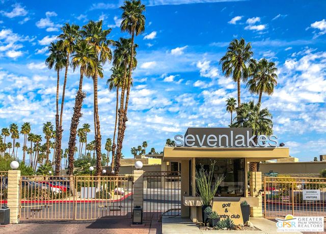 68 Lakeview Drive, Palm Springs, CA 92264