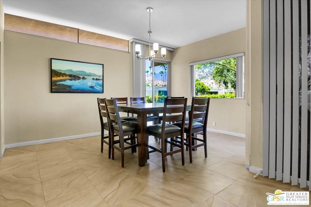 68 Lakeview Drive, Palm Springs, CA 92264