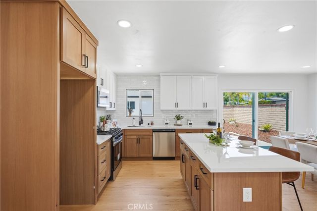735 W Heber, Glendora, CA 91741