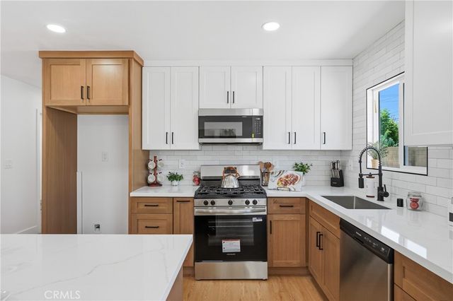 735 W Heber, Glendora, CA 91741