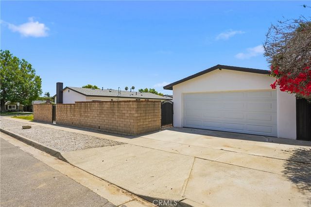 735 W Heber, Glendora, CA 91741