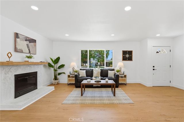 735 W Heber, Glendora, CA 91741