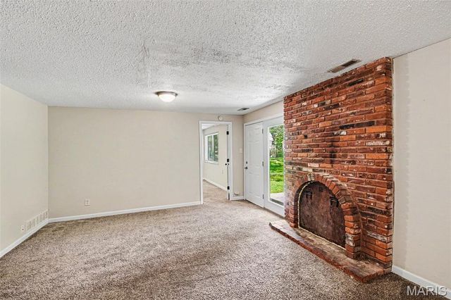 12362 Trailforest Lane, Black Jack, MO 63033