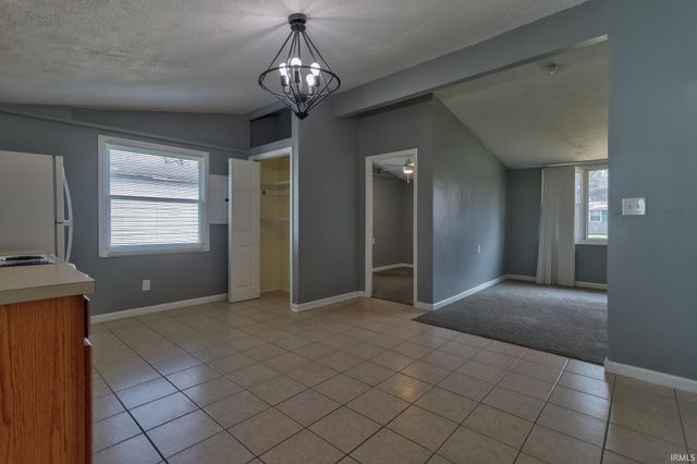 2511 S Ruston Avenue, Evansville, IN 47714