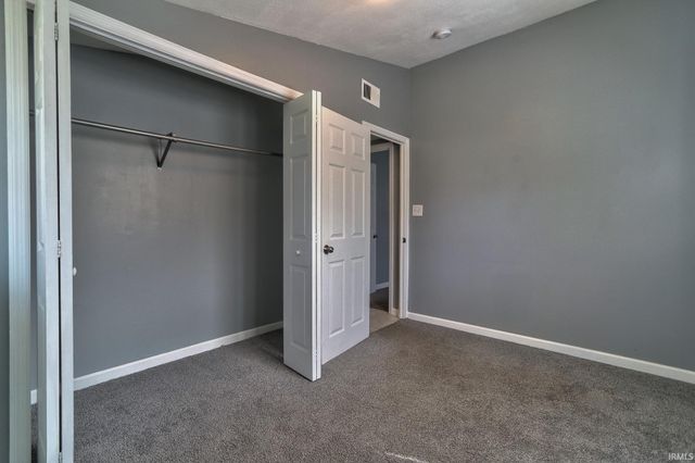 2511 S Ruston Avenue, Evansville, IN 47714