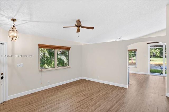 1419 Banyan Circle, Pompano Beach, FL 33069