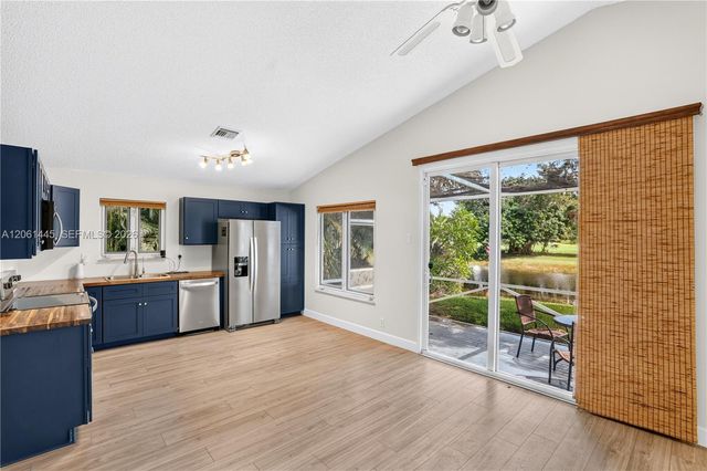 1419 Banyan Circle, Pompano Beach, FL 33069