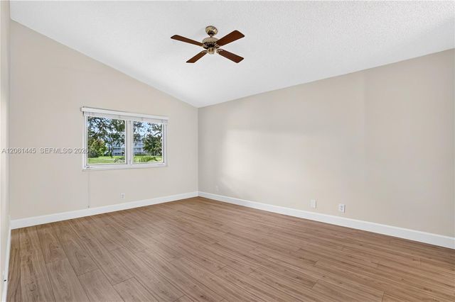 1419 Banyan Circle, Pompano Beach, FL 33069