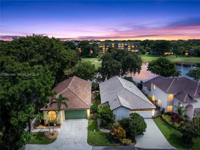 1419 Banyan Circle, Pompano Beach, FL 33069