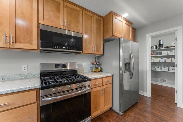 40219 Golden Way, North Branch, MN 55056