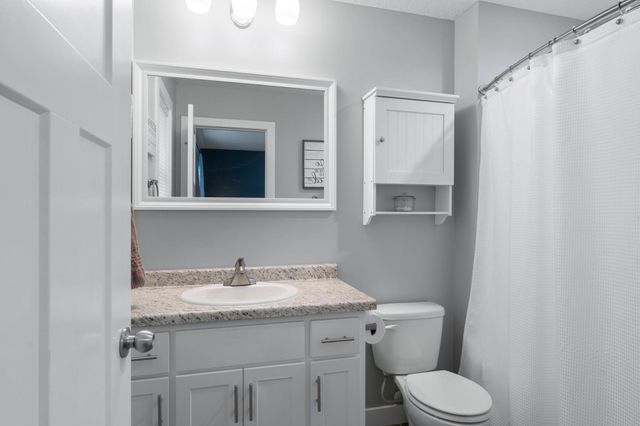 40219 Golden Way, North Branch, MN 55056