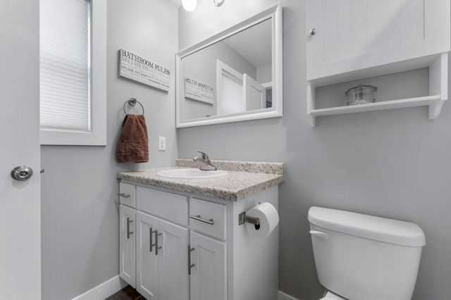 40219 Golden Way, North Branch, MN 55056