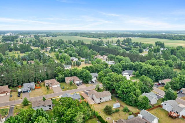 40219 Golden Way, North Branch, MN 55056