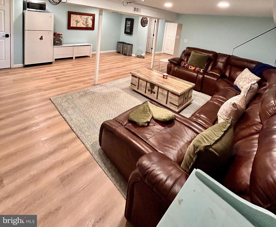Image 15 of property listing at 101 BIRCH ROAD, Stevensville, MD 21666