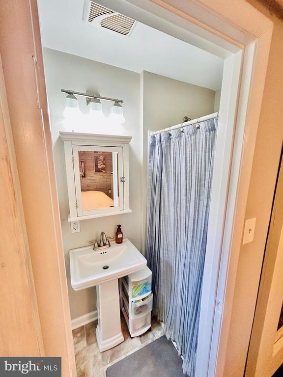 Image 25 of property listing at 101 BIRCH ROAD, Stevensville, MD 21666